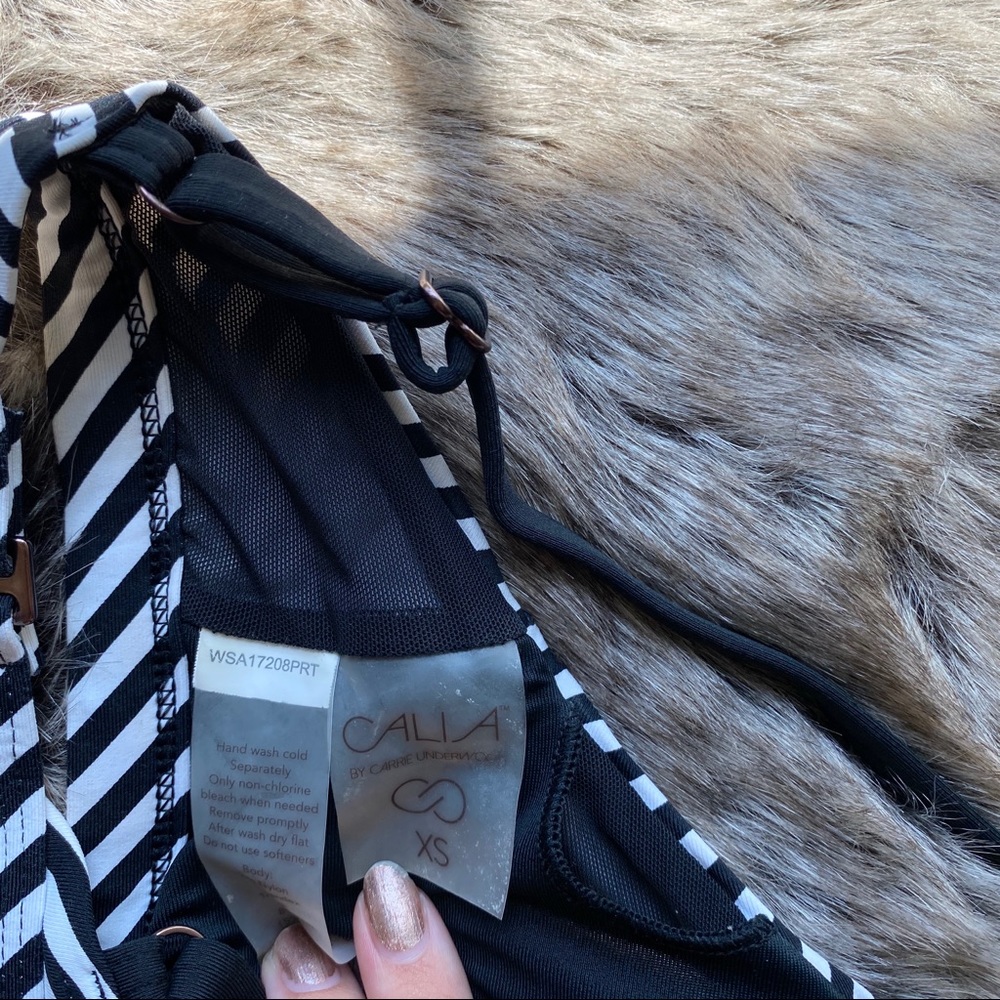 Striped Bikini Top - Picture 3 of 3